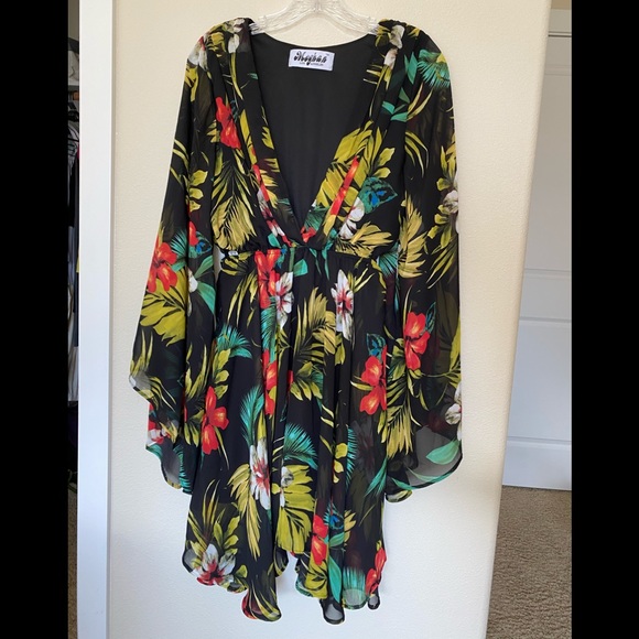 Meghan LA sunset floral bell sleeve mini dress - Picture 5 of 7
